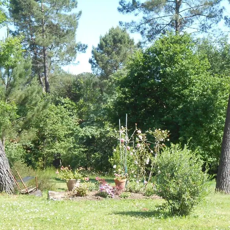 Villa Ensoleillee En Perigord فيلة *